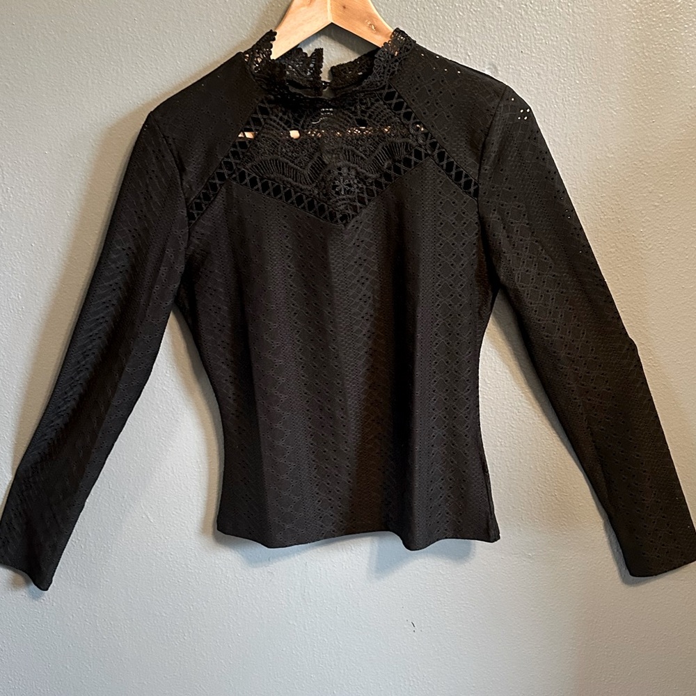SHEIN BLACK LONG SLEEVE TOP. Size large.